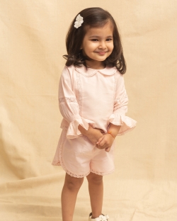 Little Scallop Shorts