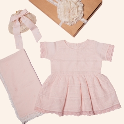 Swoon Baby little bundle gift set