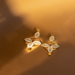 Iris Petite Earring